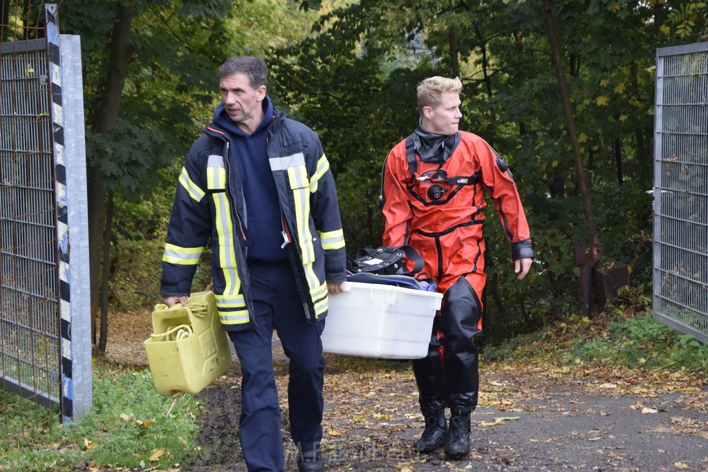 Einsatz BF Koeln PKW im See Koeln Esch P213.JPG - Miklos Laubert